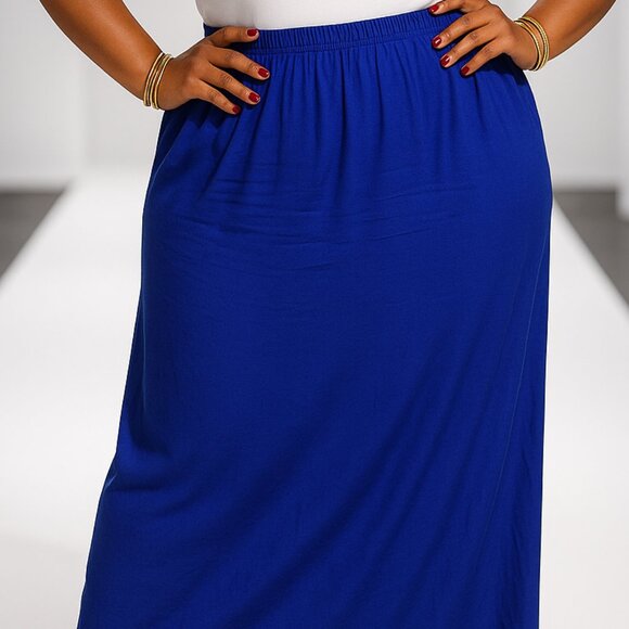 Plus size maxi skirt with elastic waistband - Picture 2 of 5